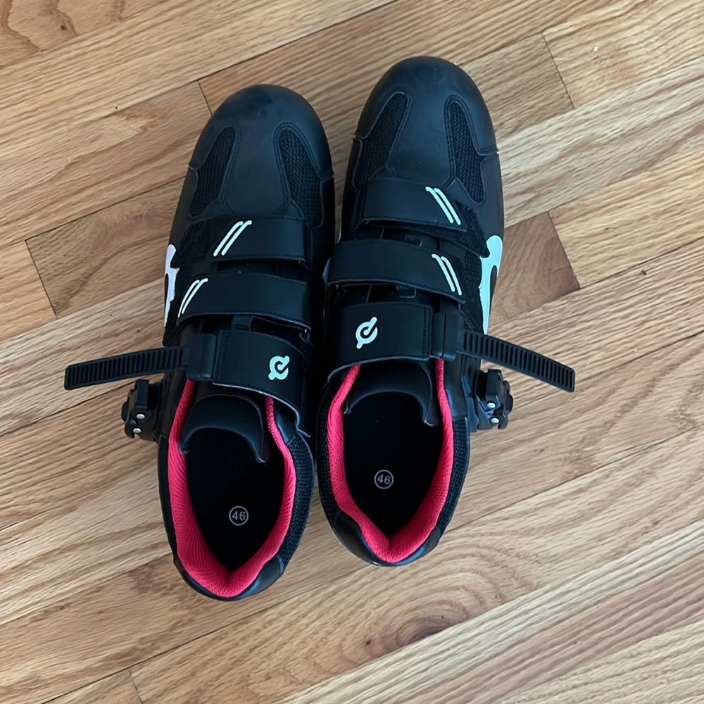 Men’s peloton shoes
